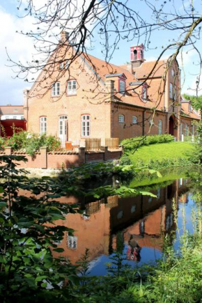 Romantische Torhausferienwohnung mit Top-Einrichtung auf dem idyllischen 